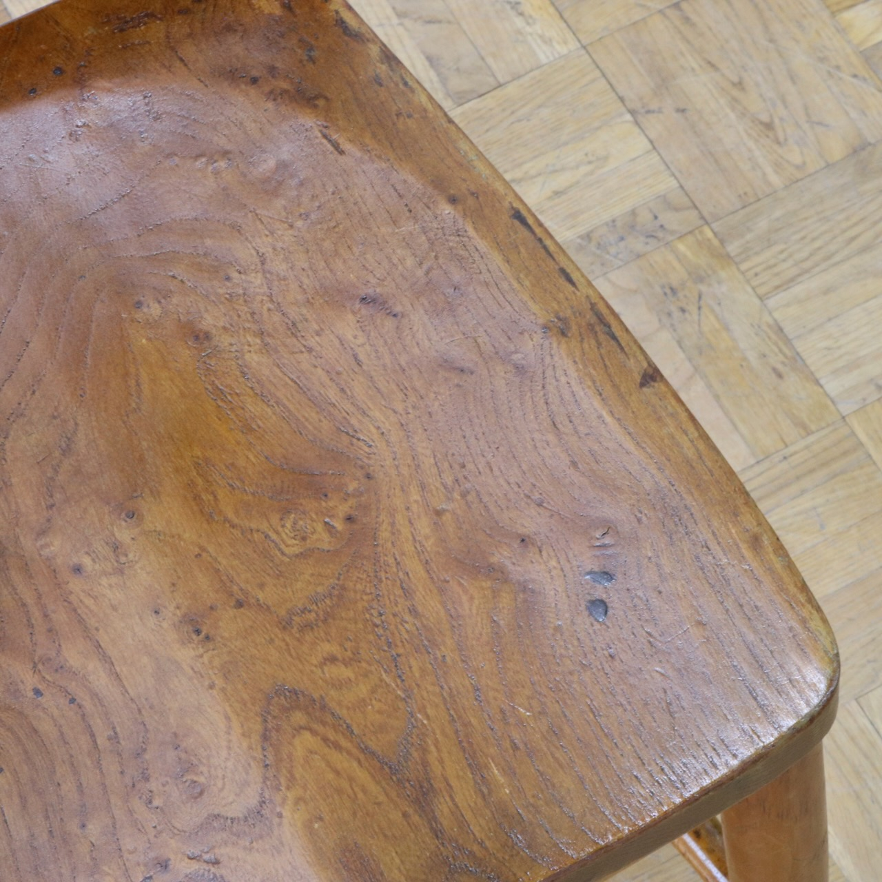 チャペルチェアー