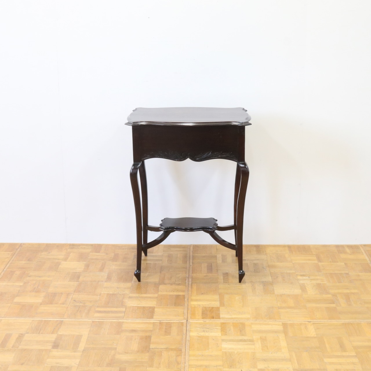 ライティングデスク