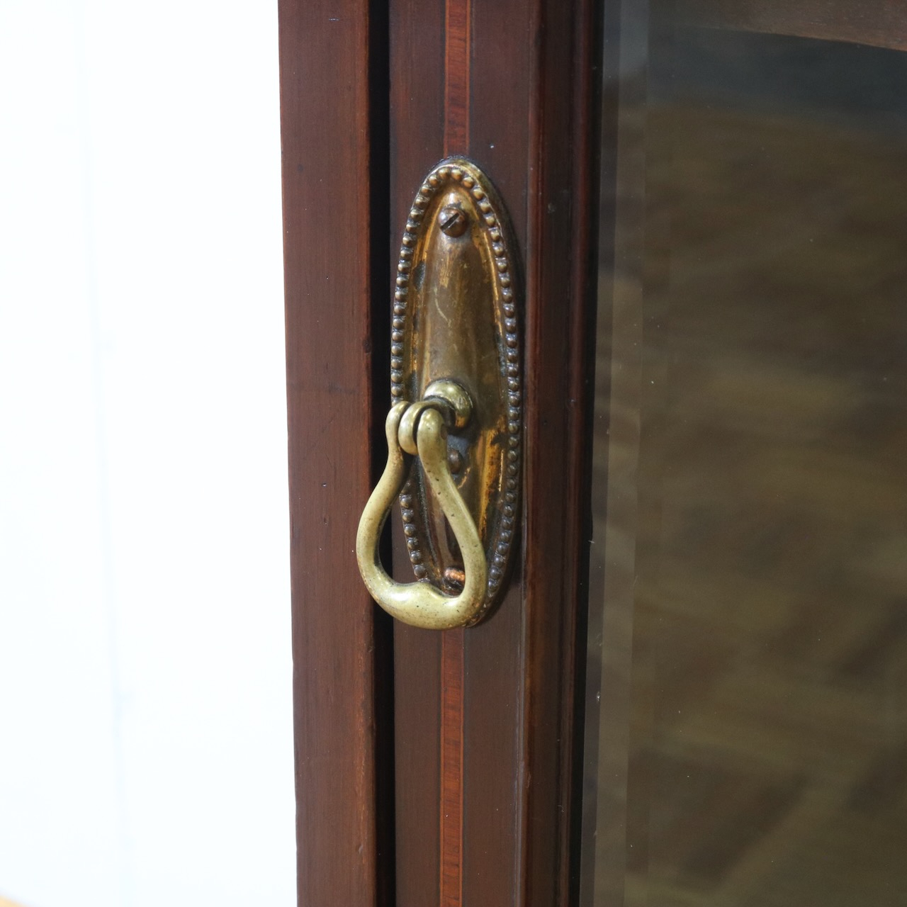 ミュージックキャビネット