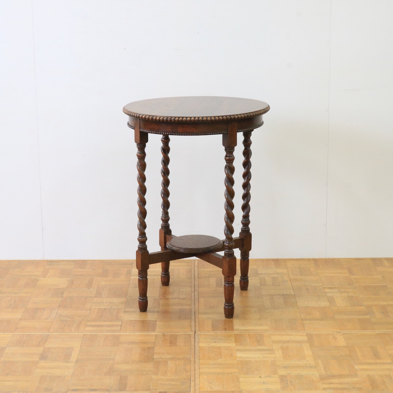 オケージョナルテーブル