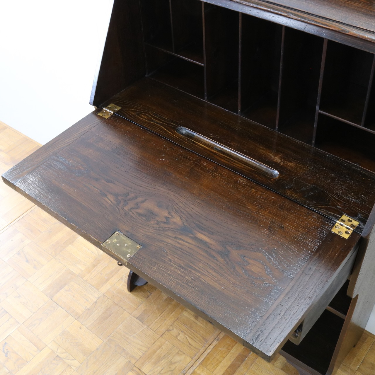 スチューデントビューロー