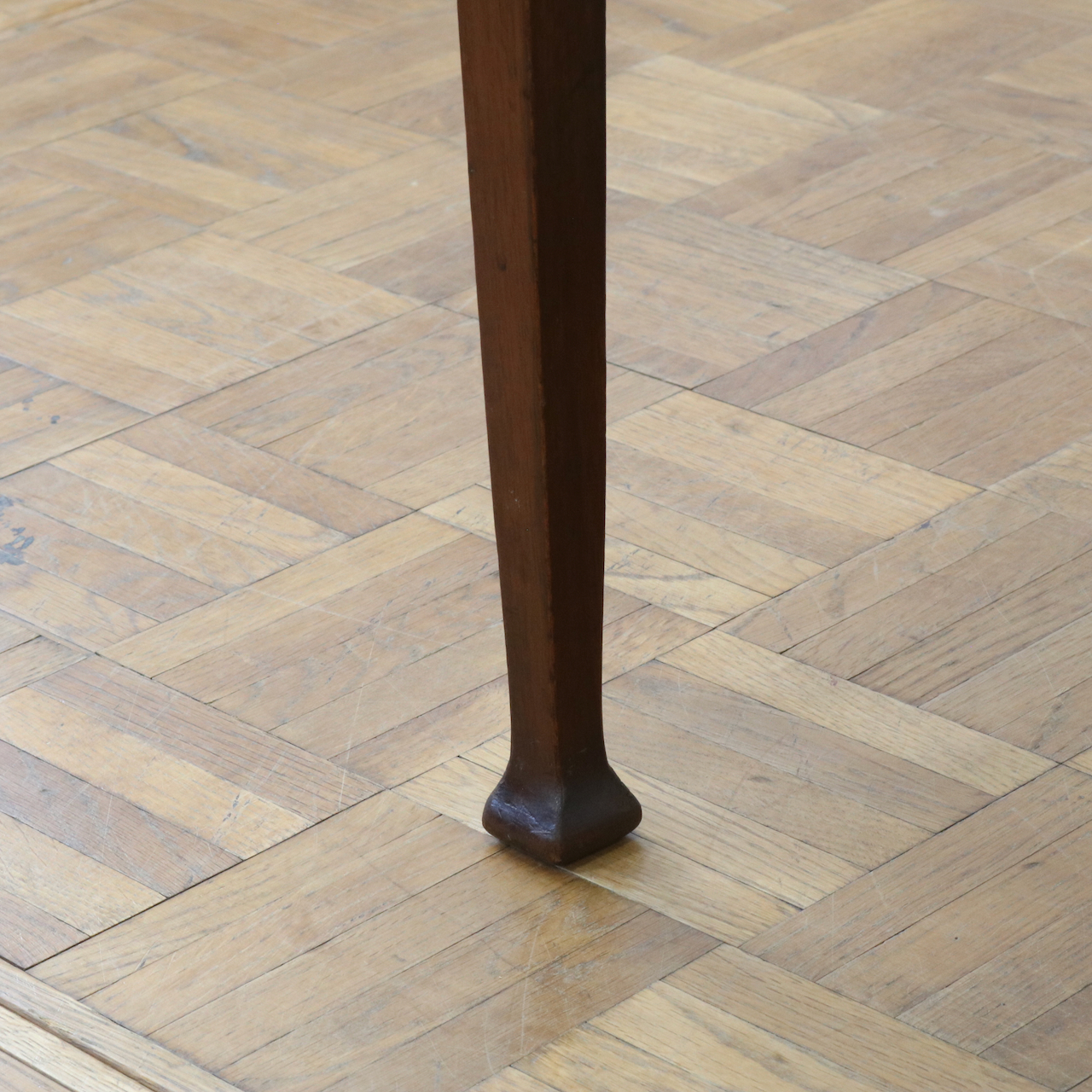 サイドチェアー