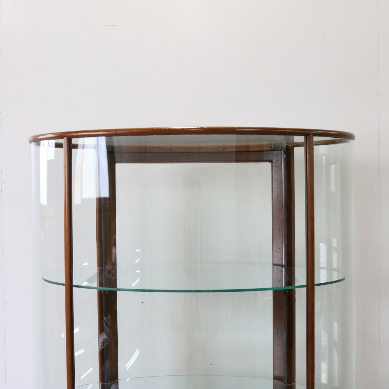 ショップキャビネット