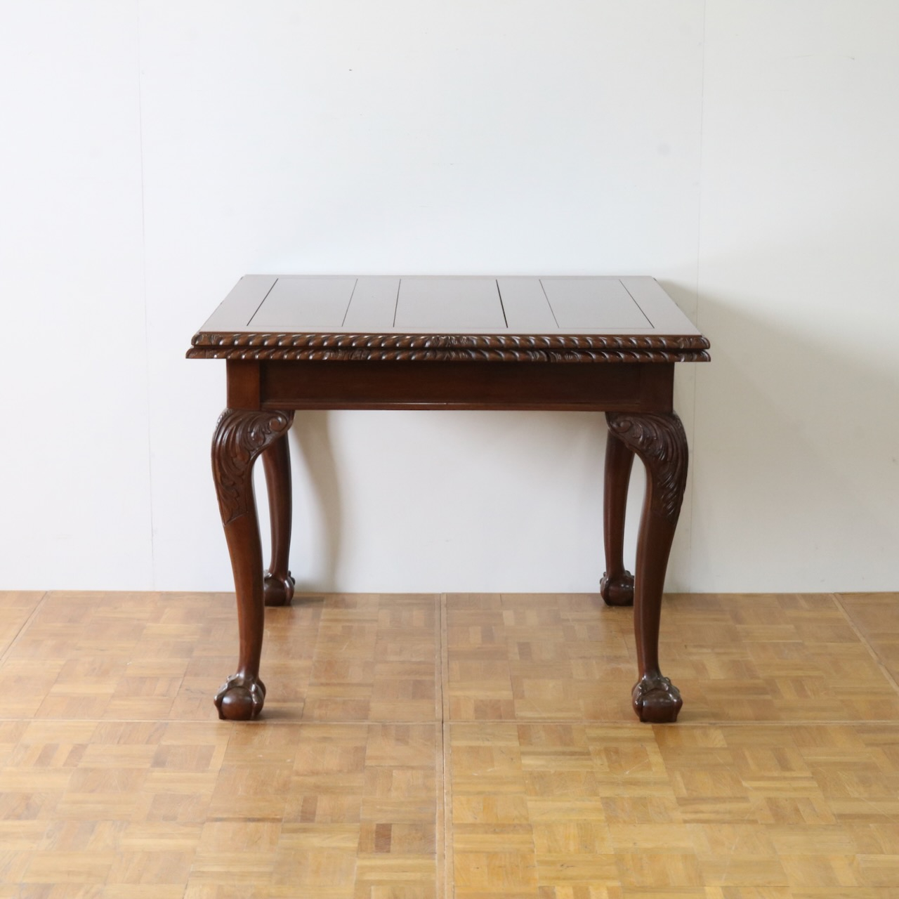 ドローリーフテーブル