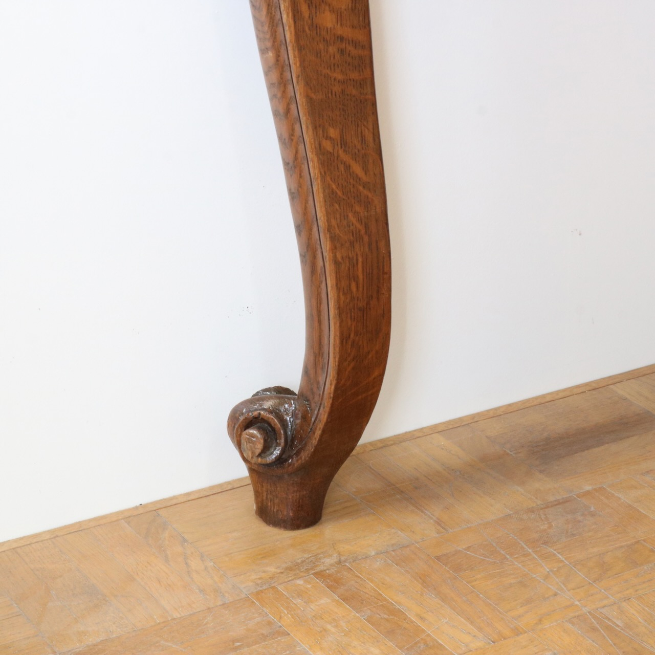 ドローリーフテーブル