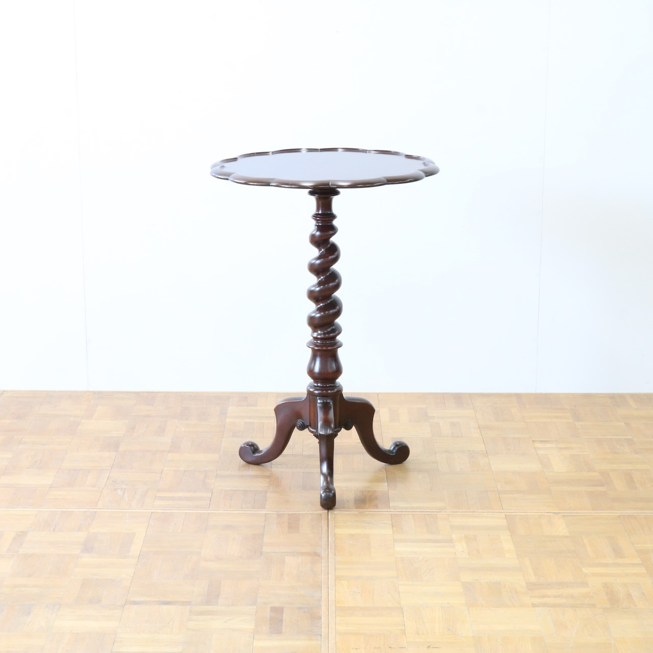 オケージョナルテーブル