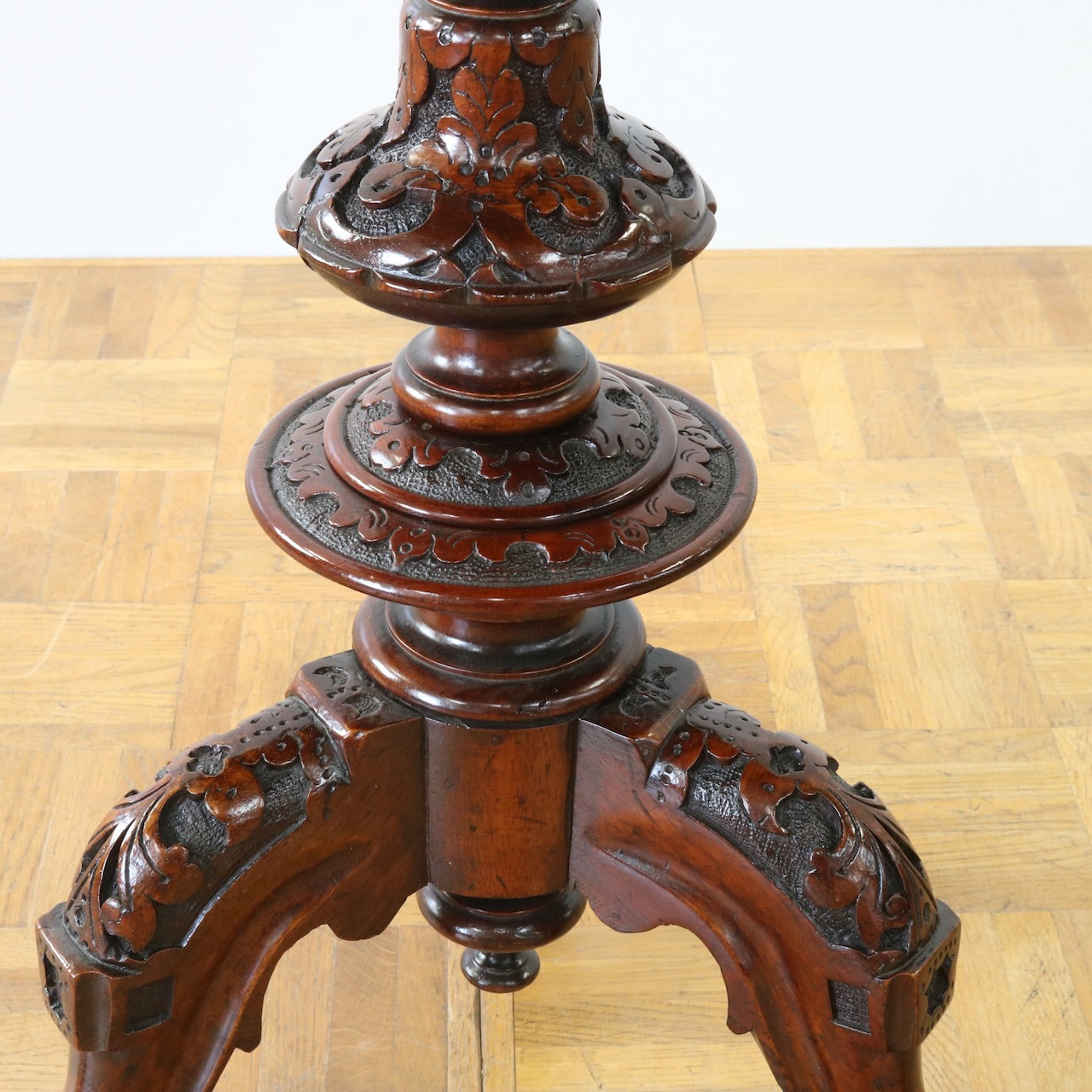 オケージョナルテーブル