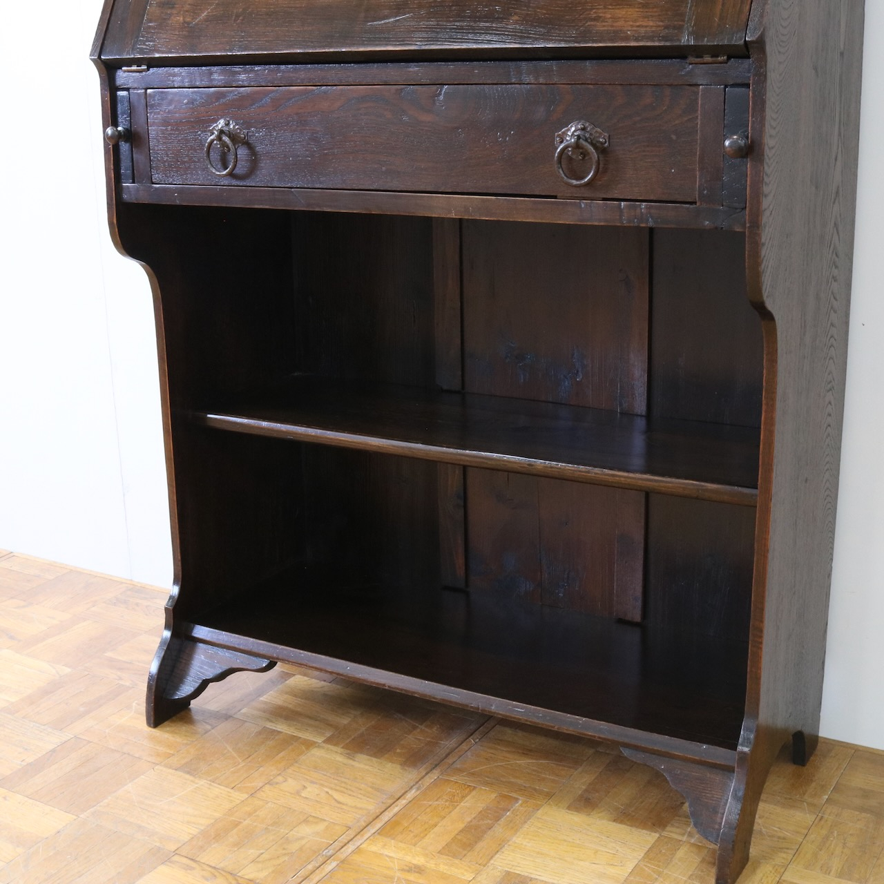 スチューデントビューロー