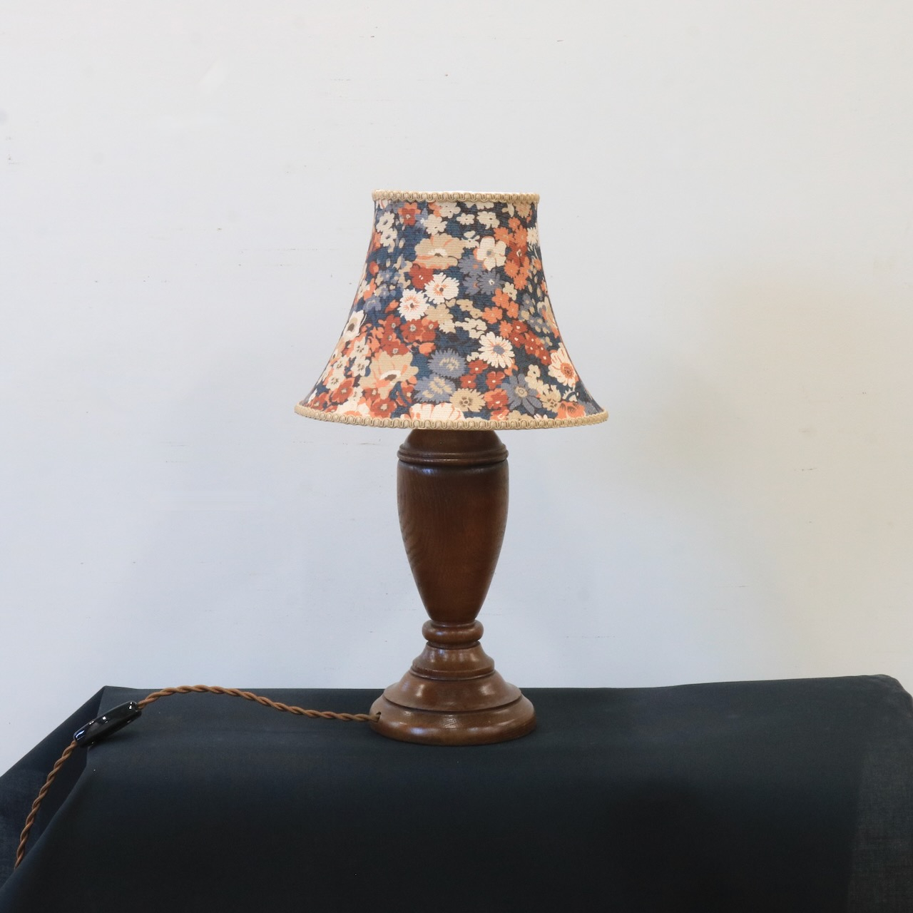 テーブルランプ