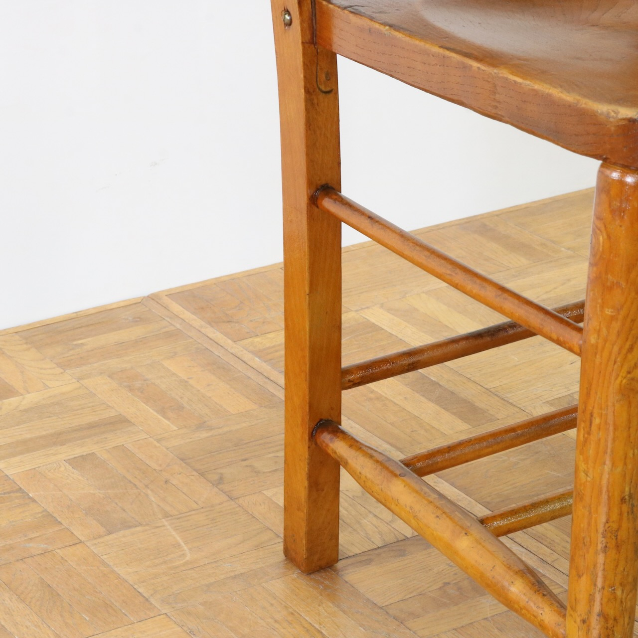 チャペルチェアー