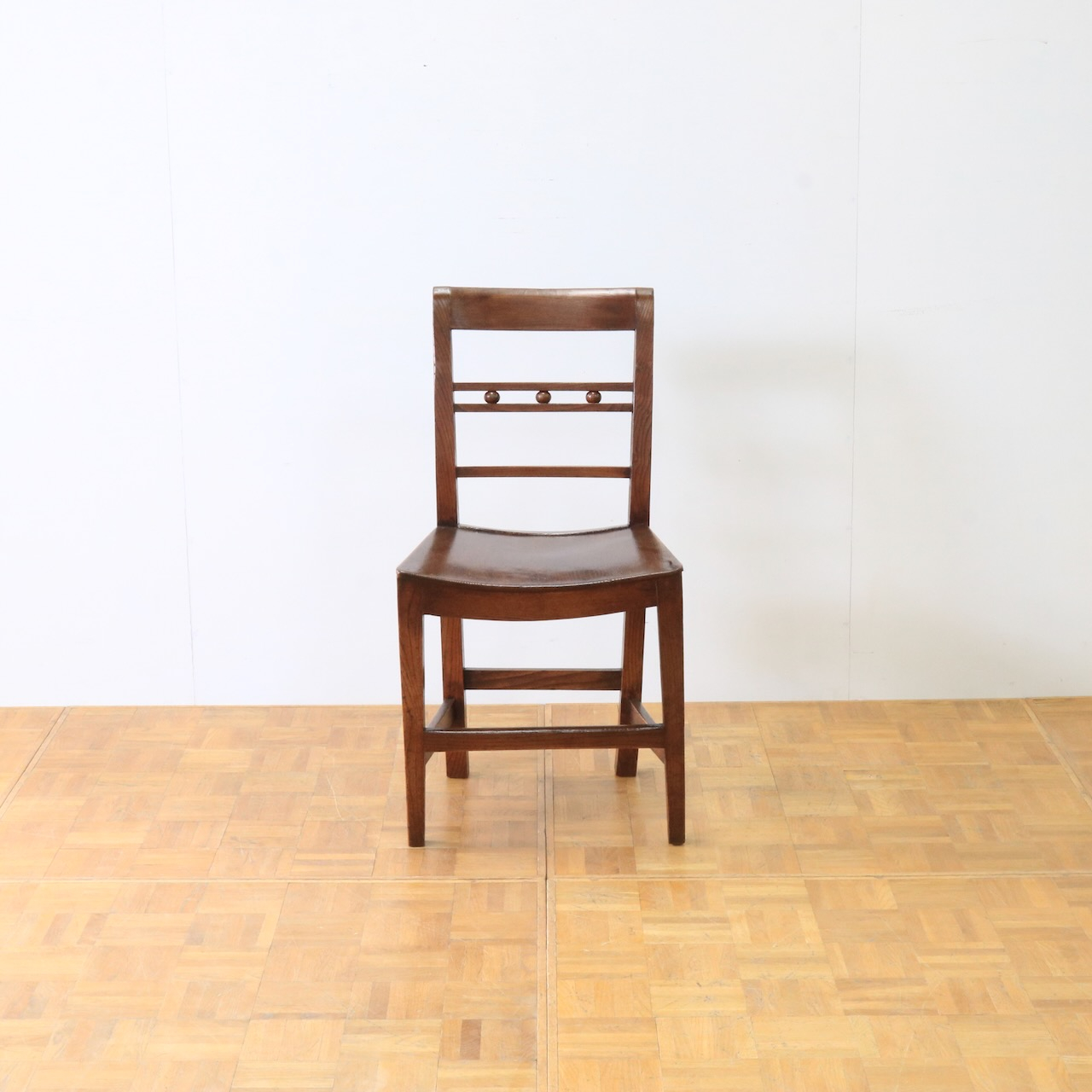 キッチンチェアー