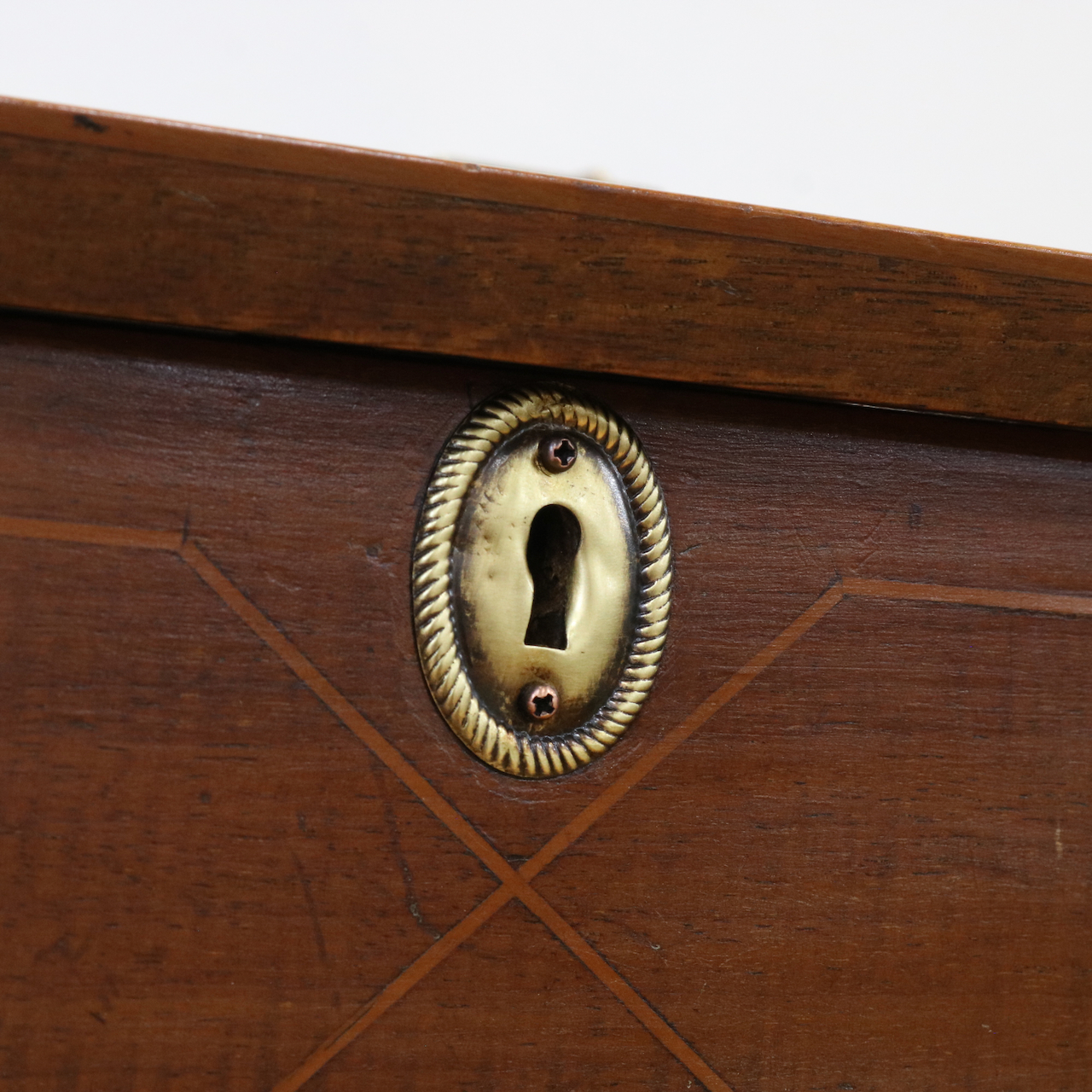 ジュエリーキャビネット