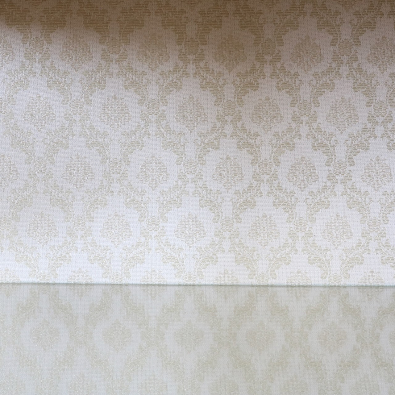 グラスキャビネット