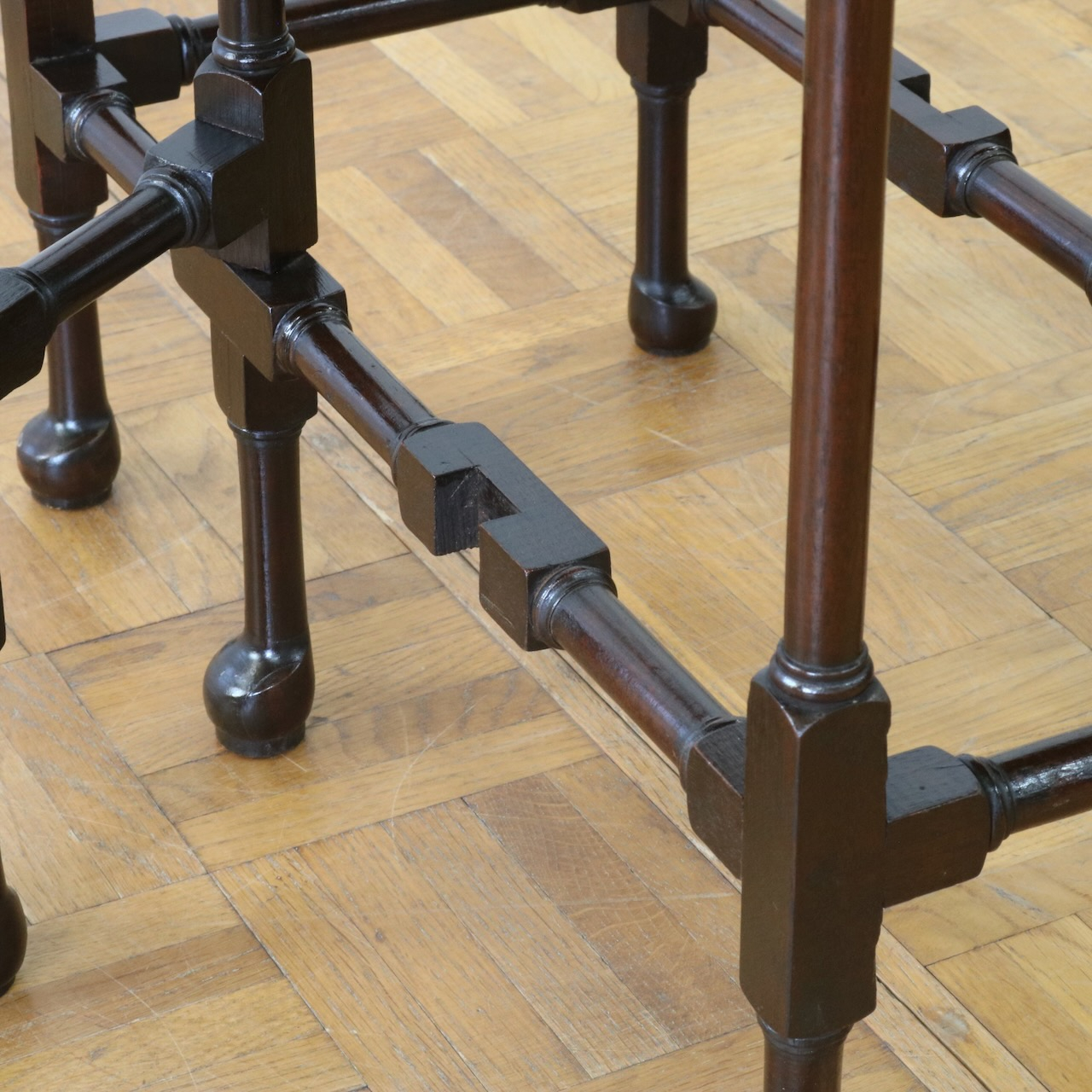 ゲートレッグテーブル