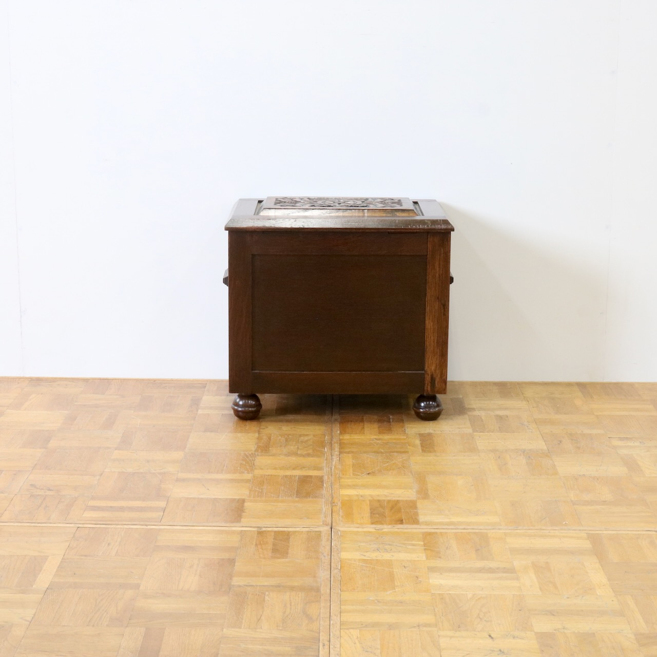 ブランケットボックス