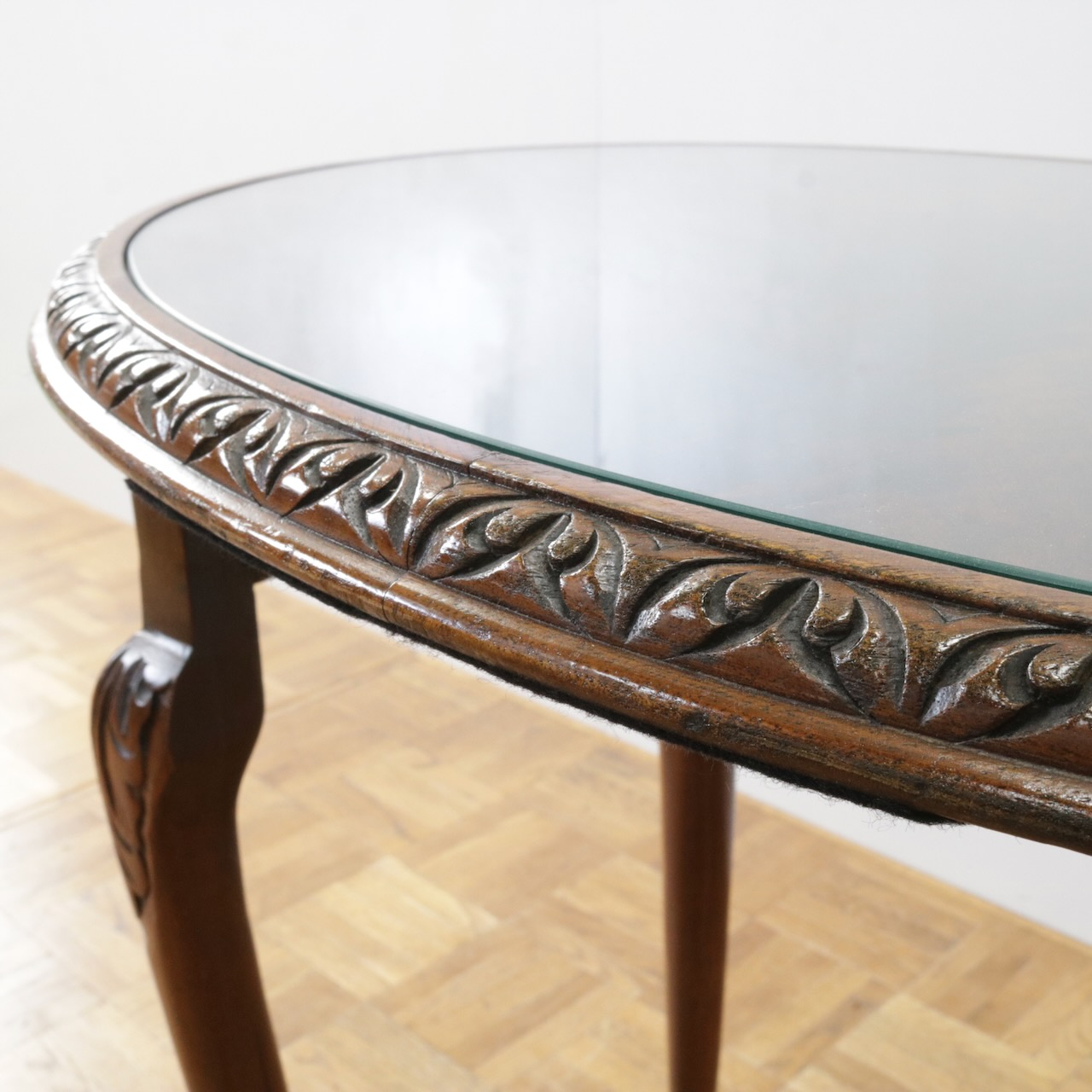 ネストテーブル