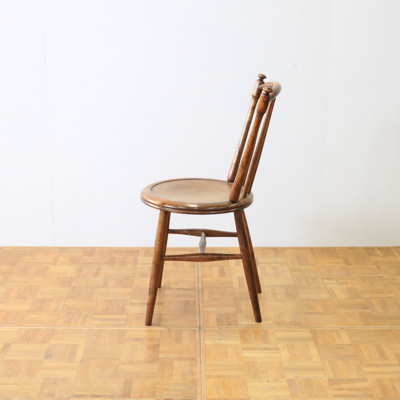 ベントウッドチェアー