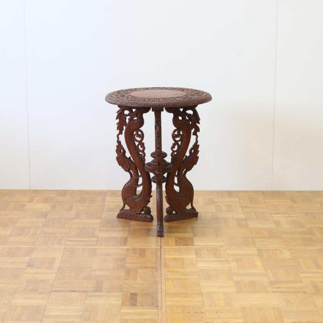 オケージョナルテーブル