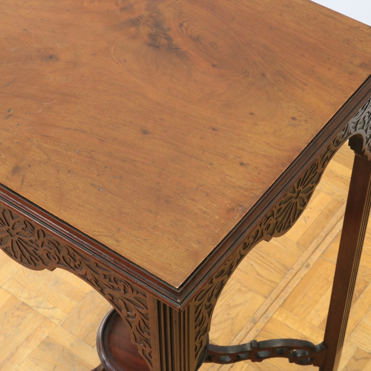 オケージョナルテーブル