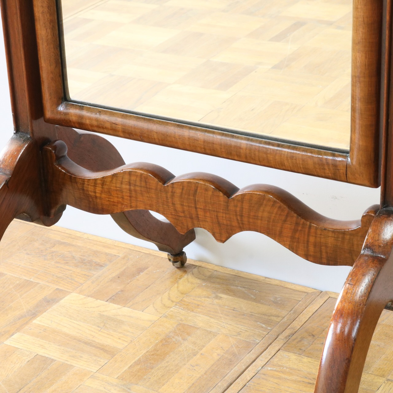 シュバルミラー