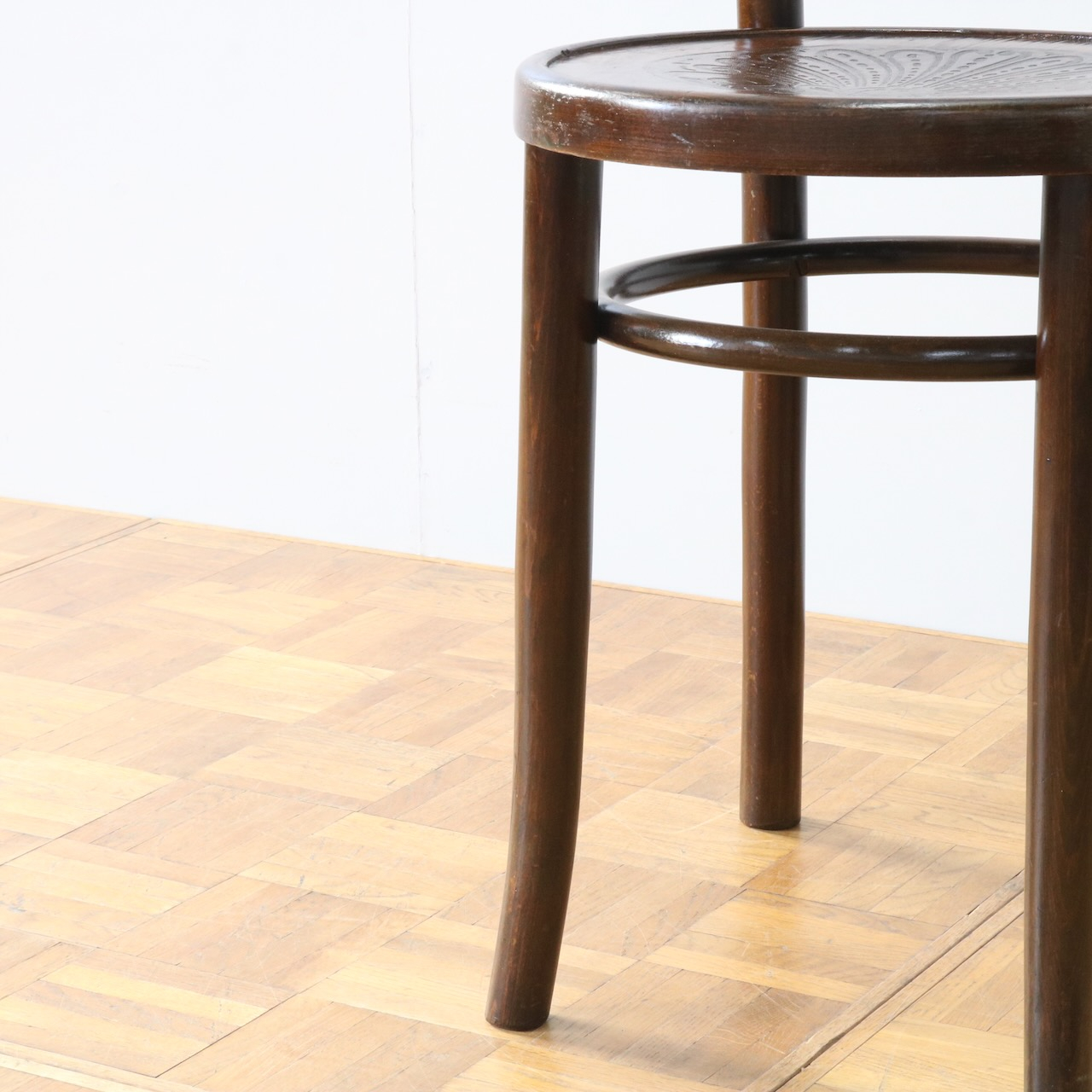 ベントウッドチェアー