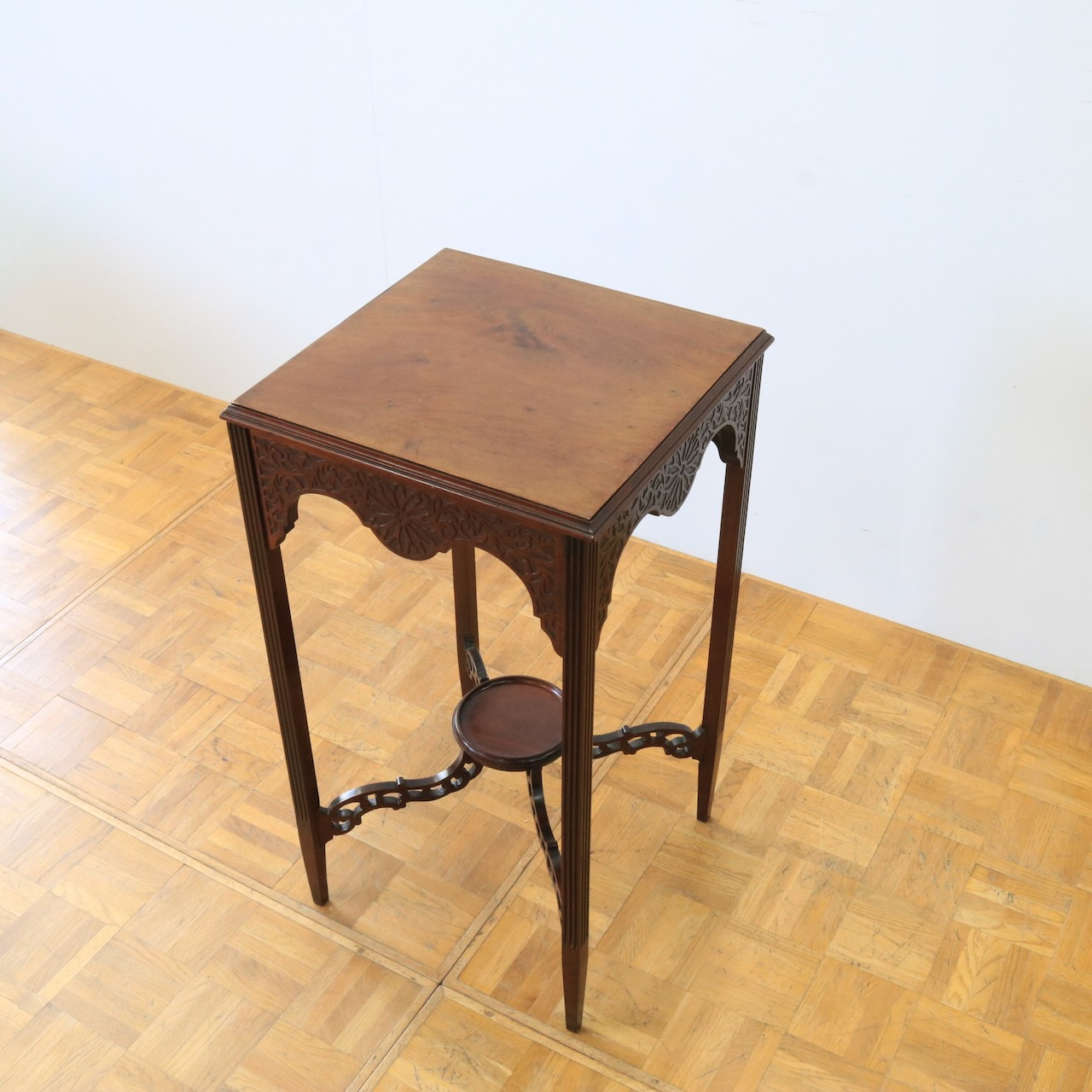 オケージョナルテーブル