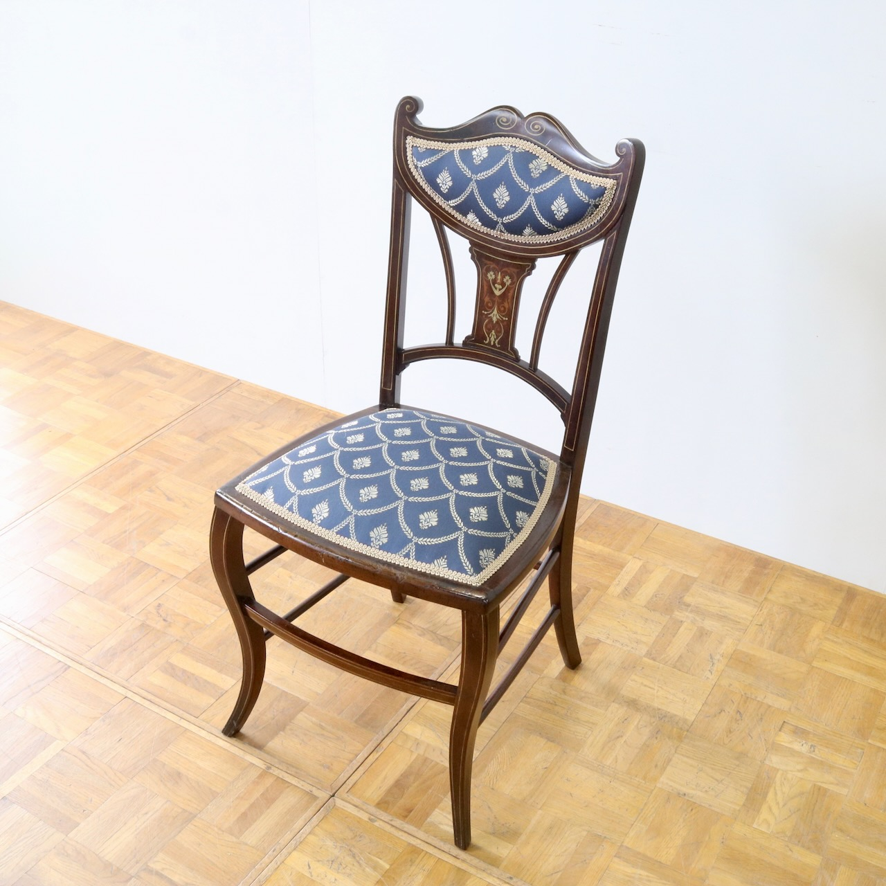 サイドチェアー