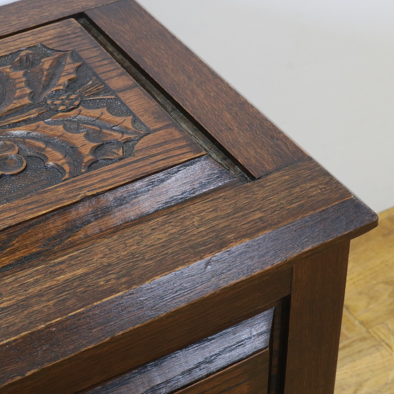 ブランケットボックス