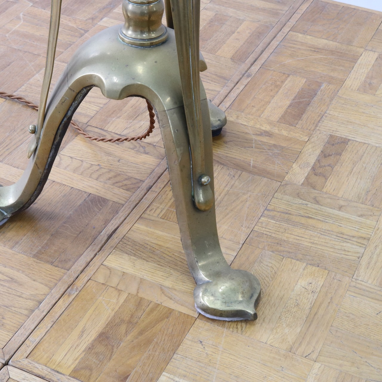 フロアスタンド