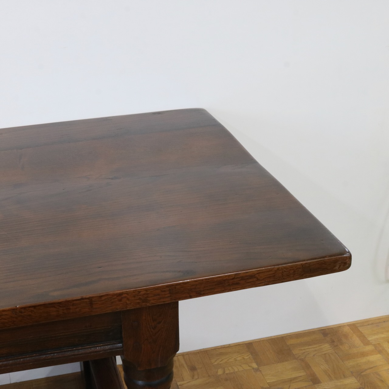 ダイニングテーブル