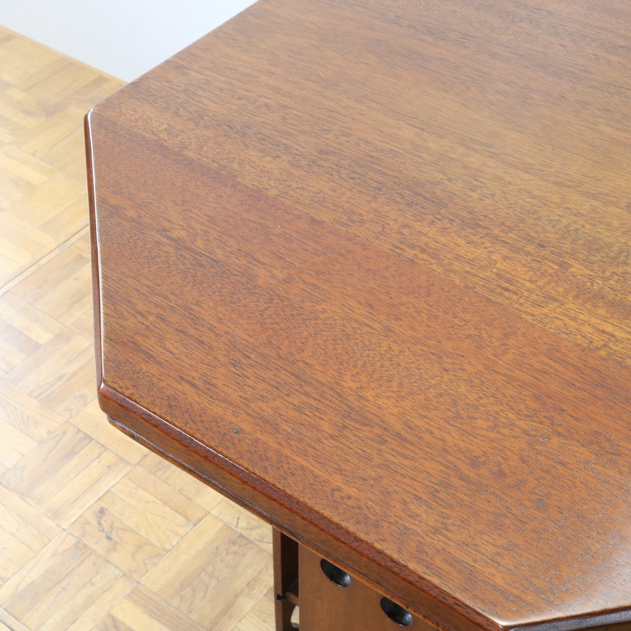 オケージョナルテーブル