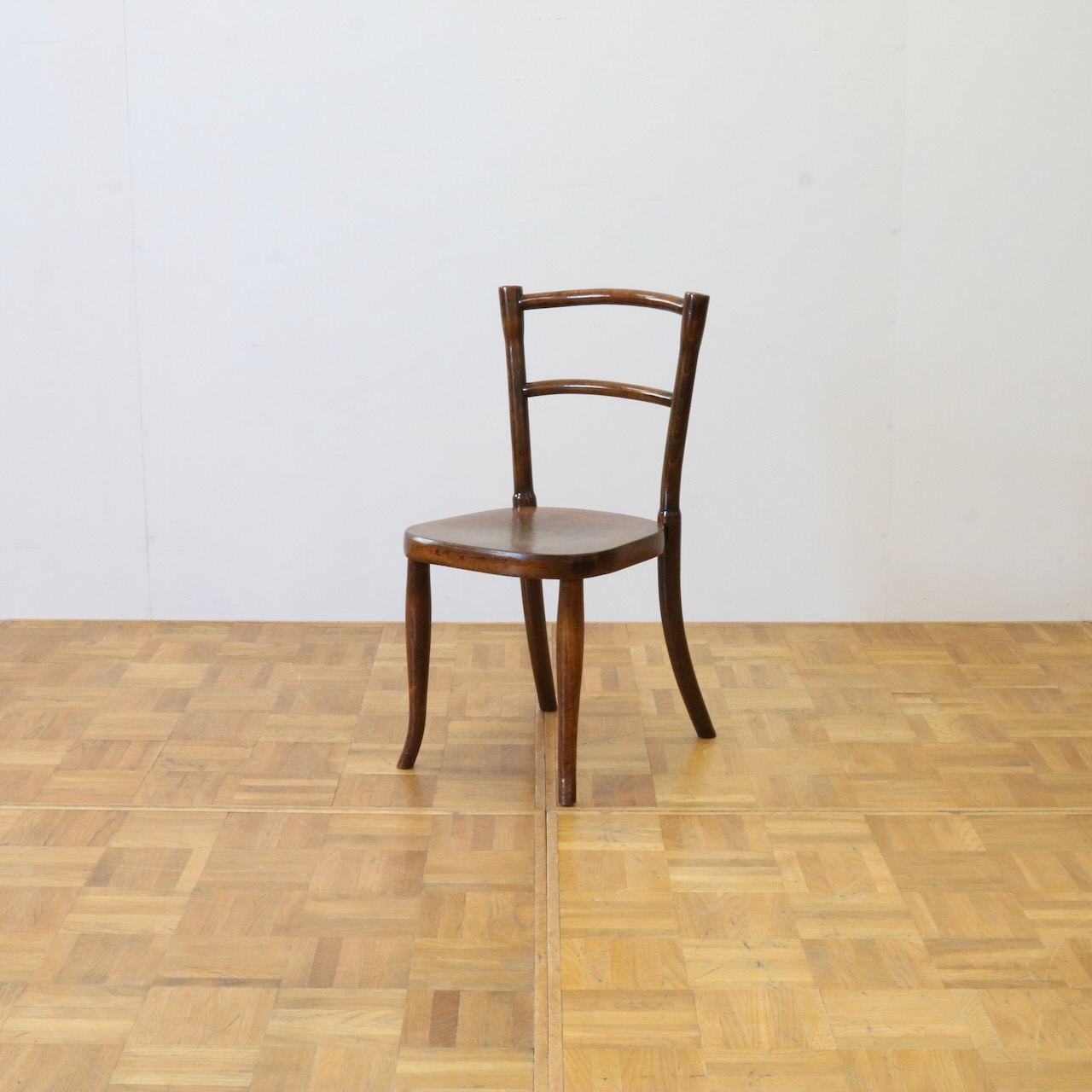 ベントウッドチェア