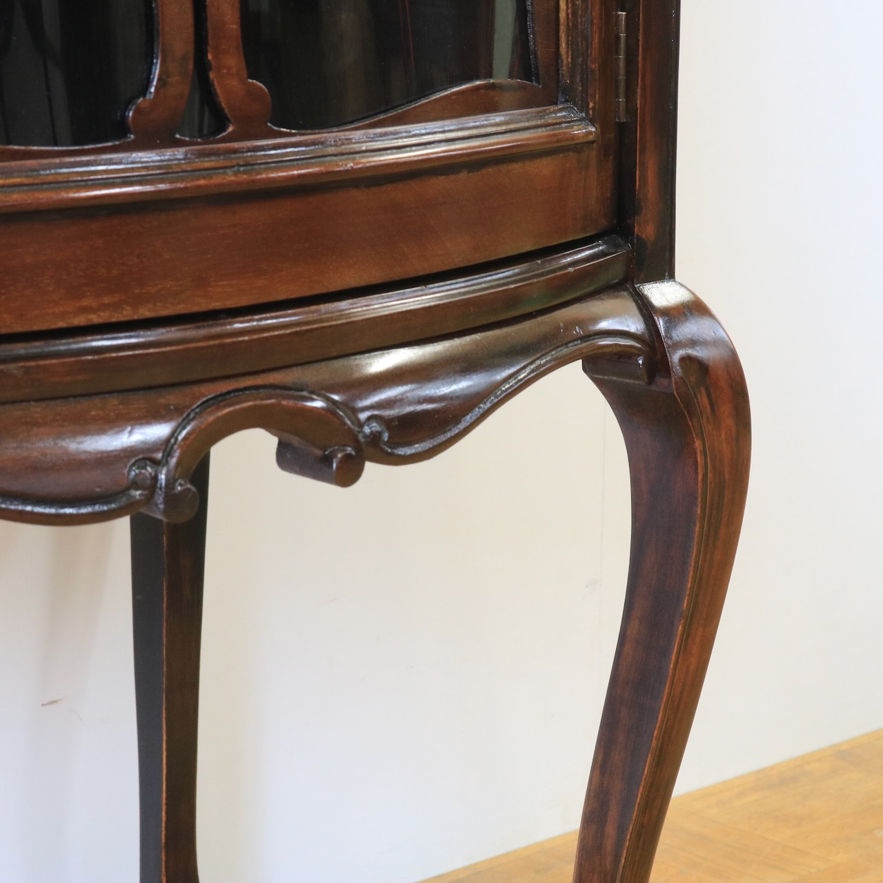 ミュージックキャビネット