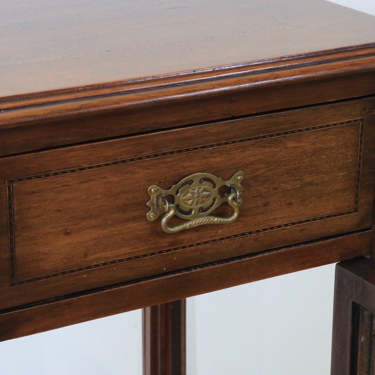 ショップキャビネット