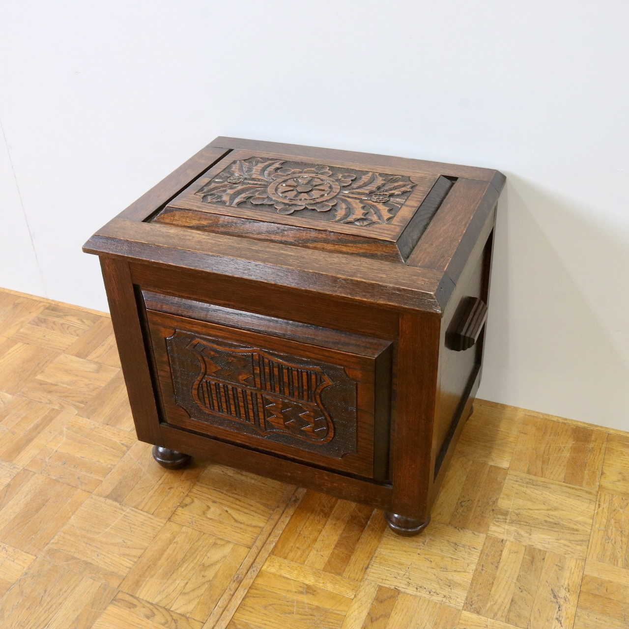 ブランケットボックス