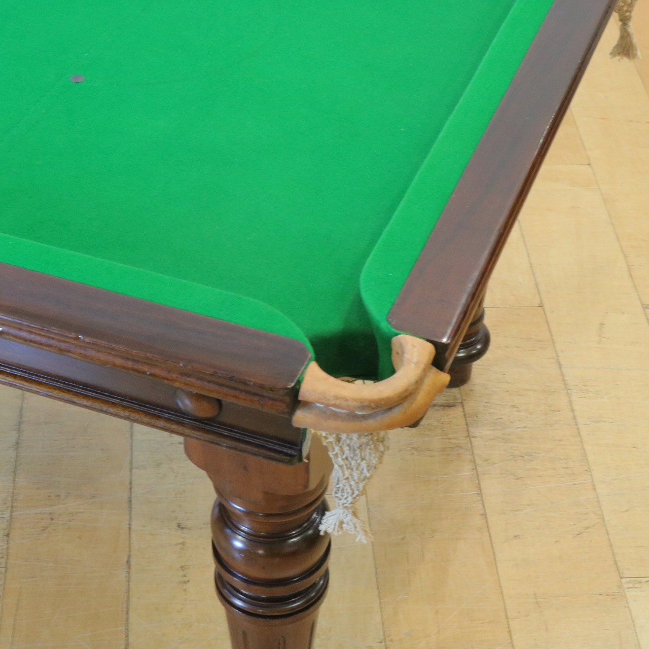 ビリヤード台 スヌーカーテーブル