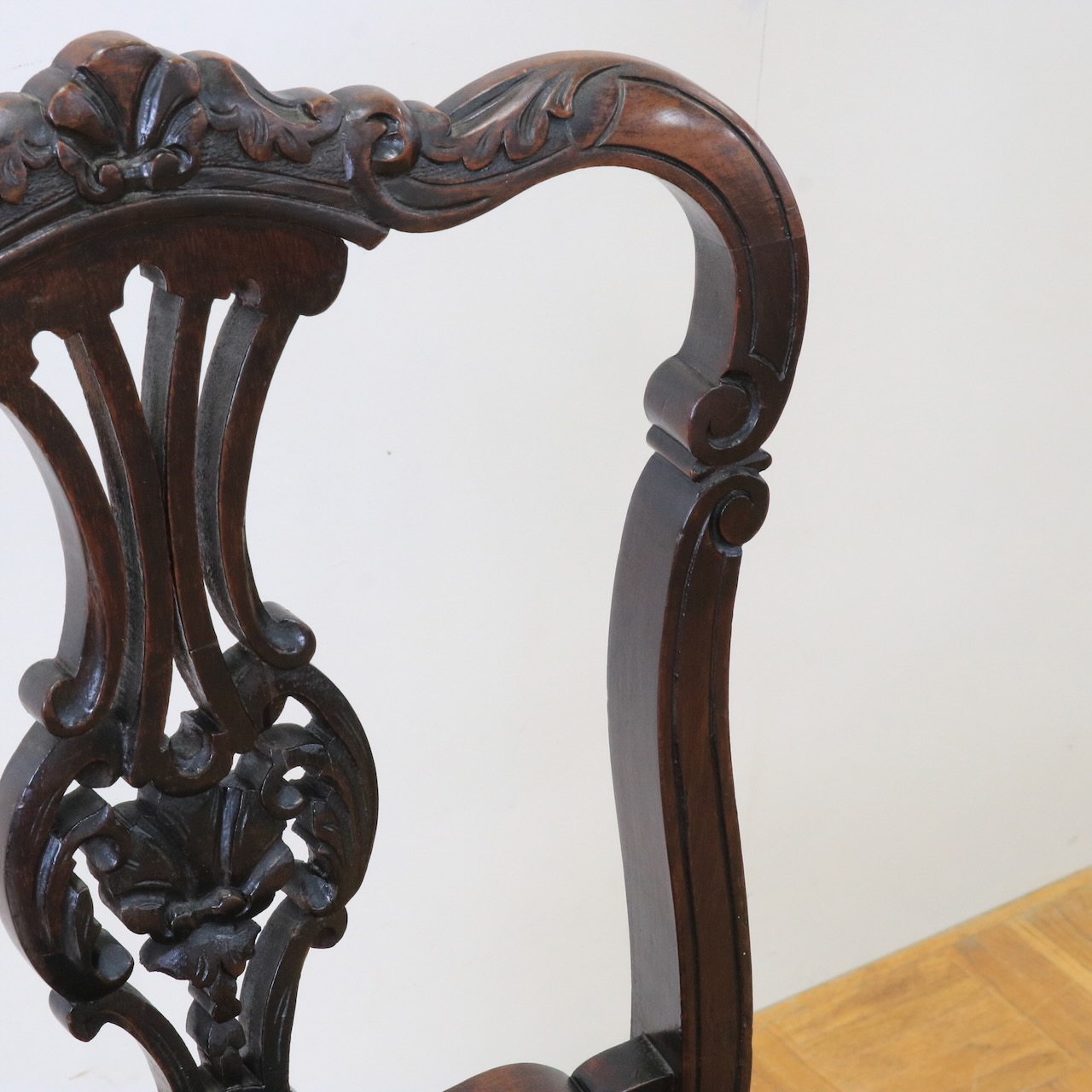 サイドチェアー