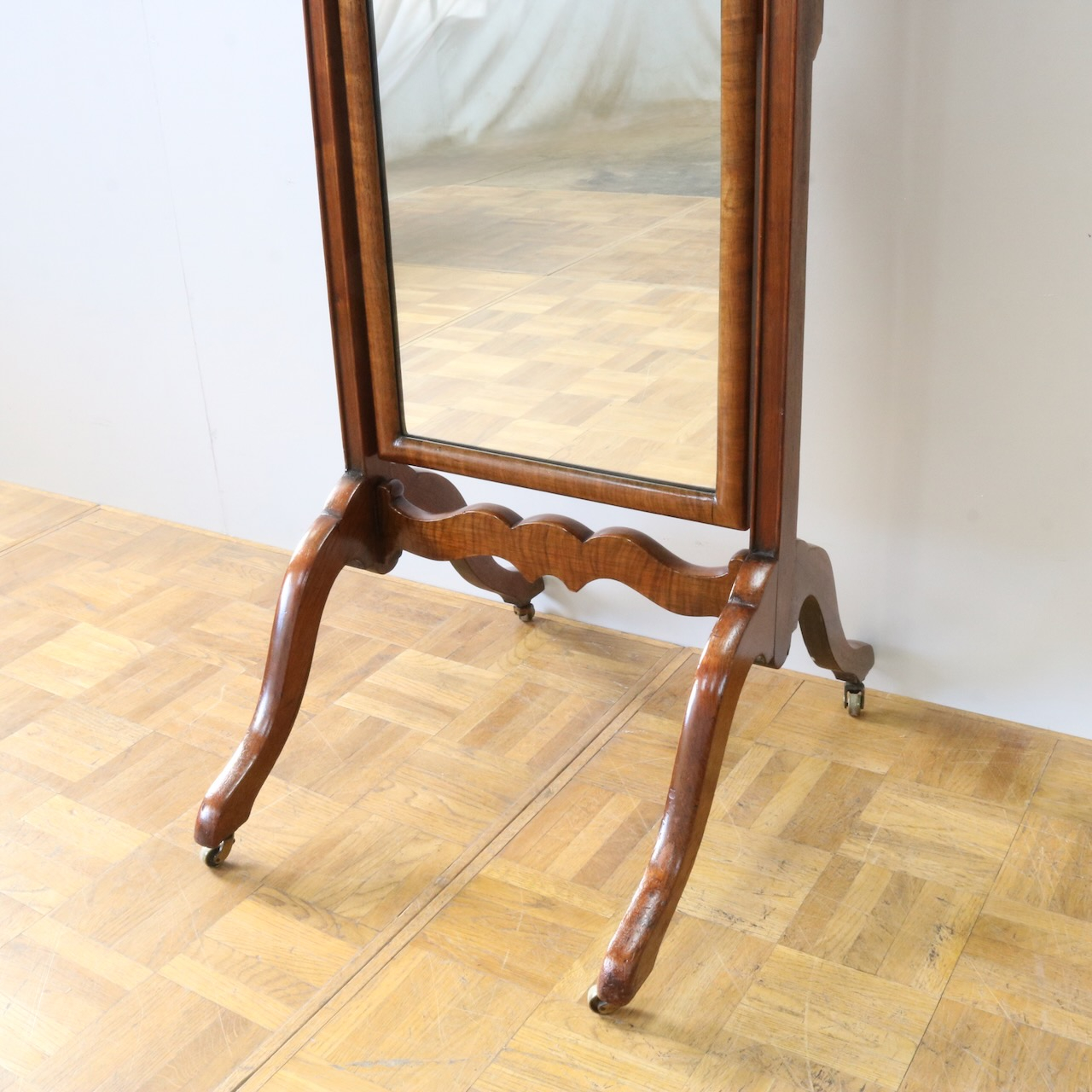 シュバルミラー