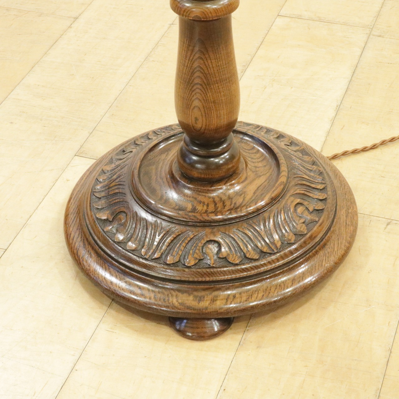 フロアスタンド