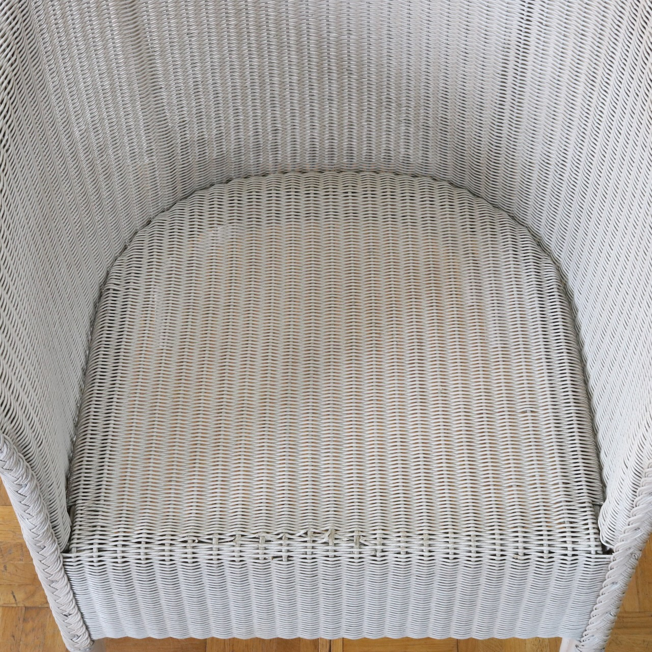 ロイドルームチェアー