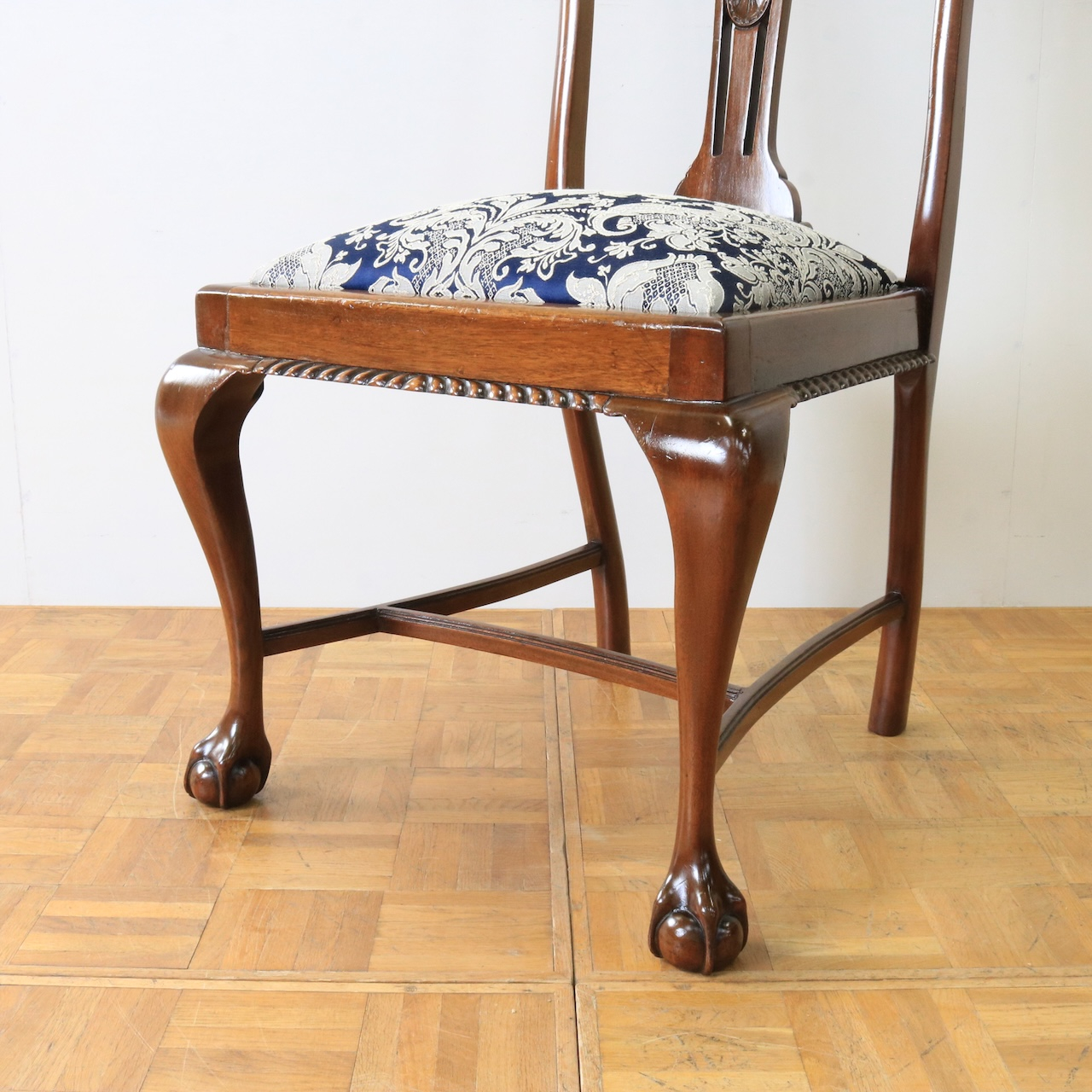 ダイニングチェアー