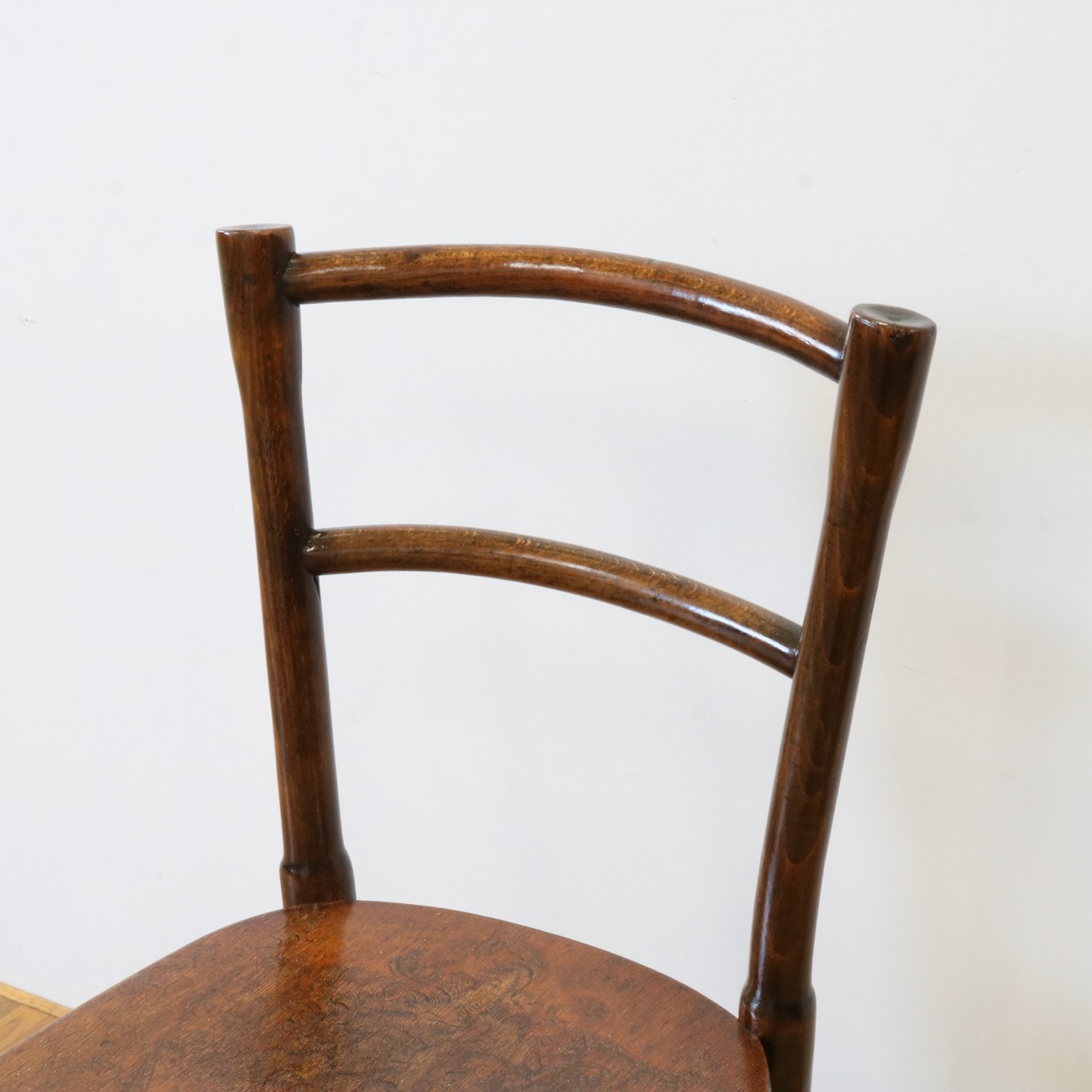 ベントウッドチェア