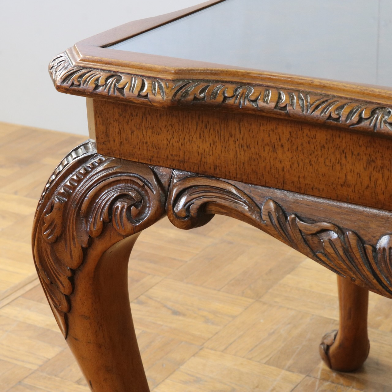 コーヒーテーブル