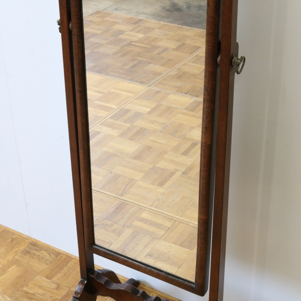 シュバルミラー