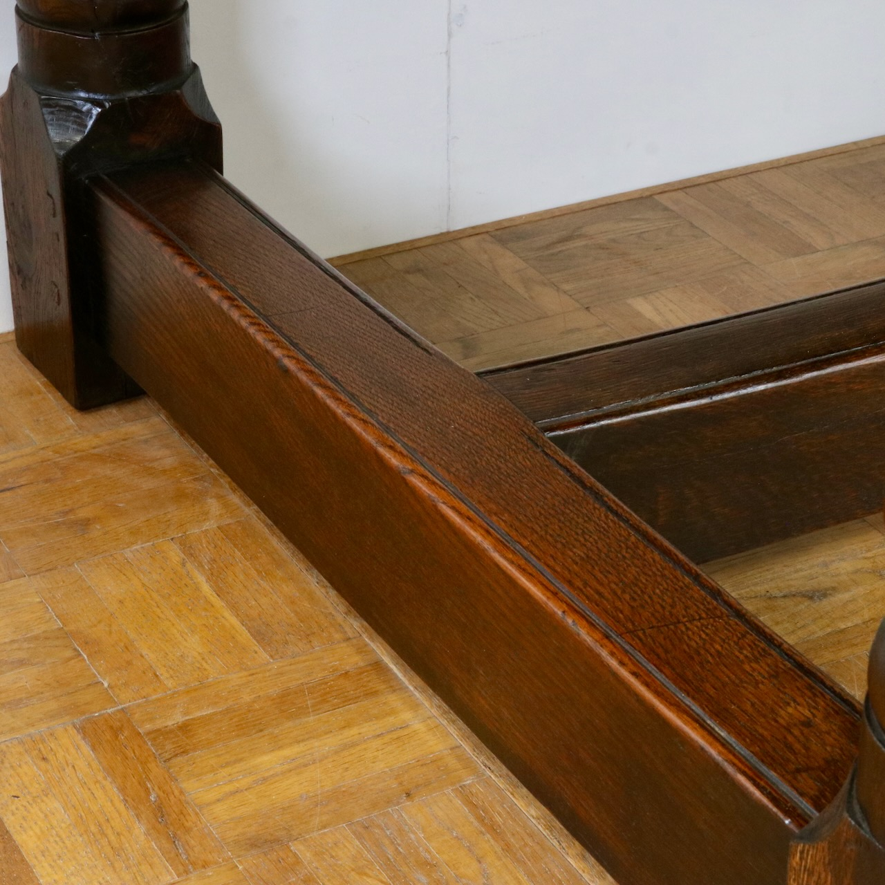 ダイニングテーブル