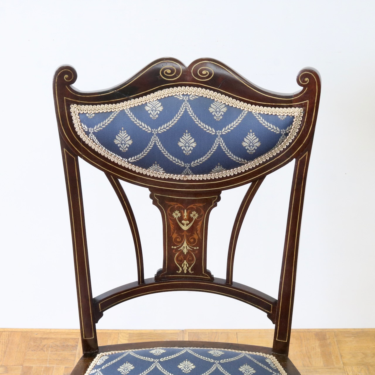 サイドチェアー