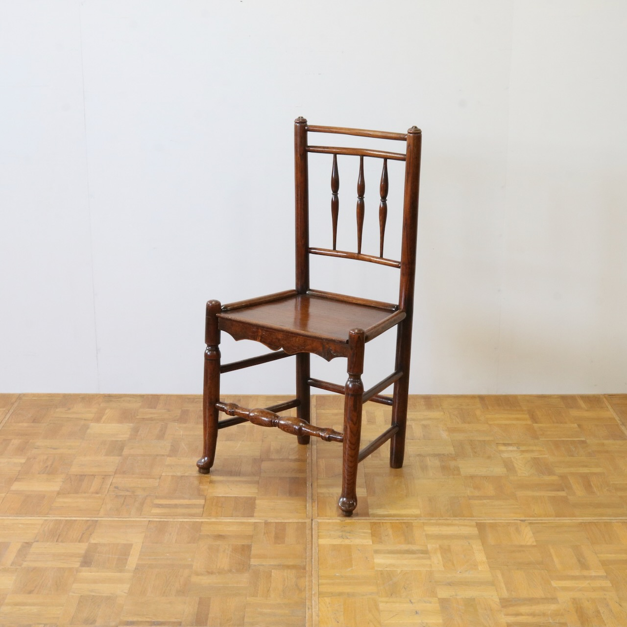 サイドチェアー