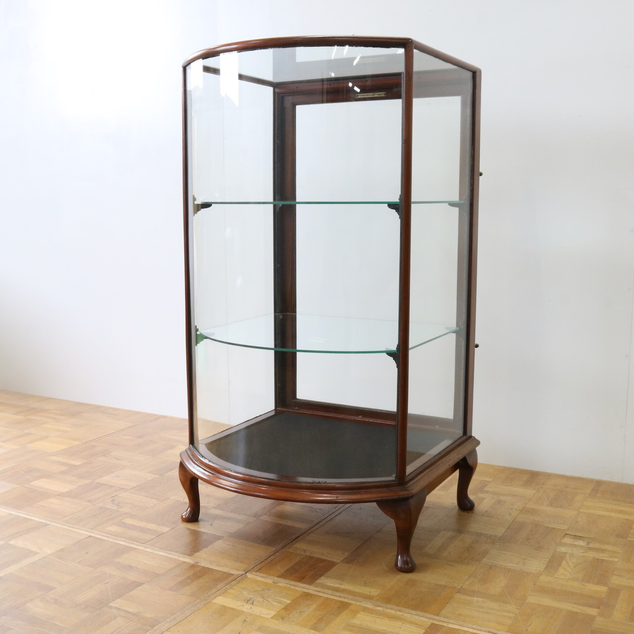 ショップキャビネット