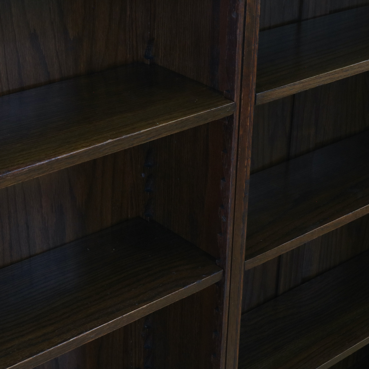 ブックシェルフ