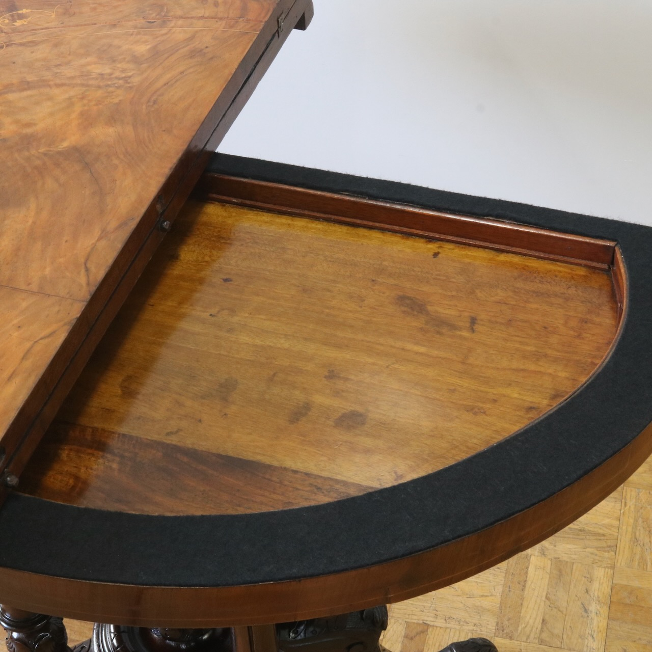 カードテーブル